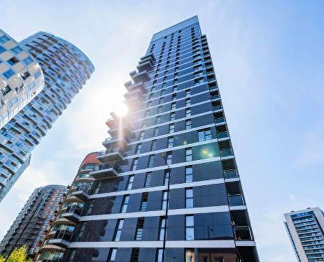 Studio To Rent In Streamlight Tower, Province Square, Canary Wharf, Blackwall, London, E14