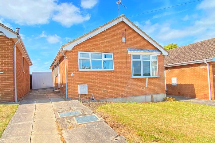 2 Bedroom Detached Bungalow To Rent In Timble Grove, Harrogate, HG1