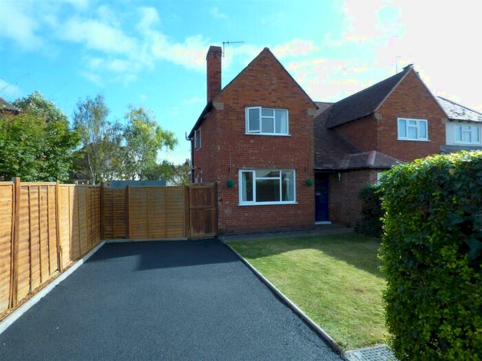 2 Bedroom Semi-Detached House To Rent In Hathaway Green Lane, Stratford-upon-Avon, CV37