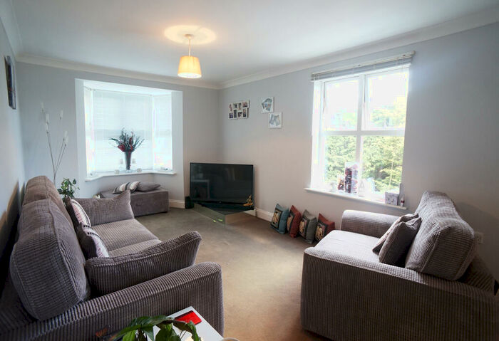 2 Bedroom Apartment To Rent In Whitespar, Carlton Road, Sidcup, DA14