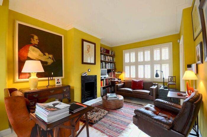 2 Bedroom Property To Rent In Derinton Road, Furzedown, London, SW17