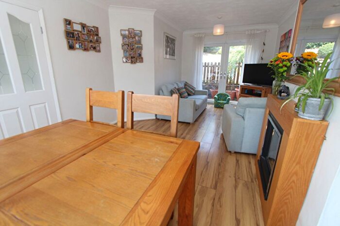 3 Bedroom Semi-Detached House For Sale In Wychbury Road, Brierley Hill, DY5
