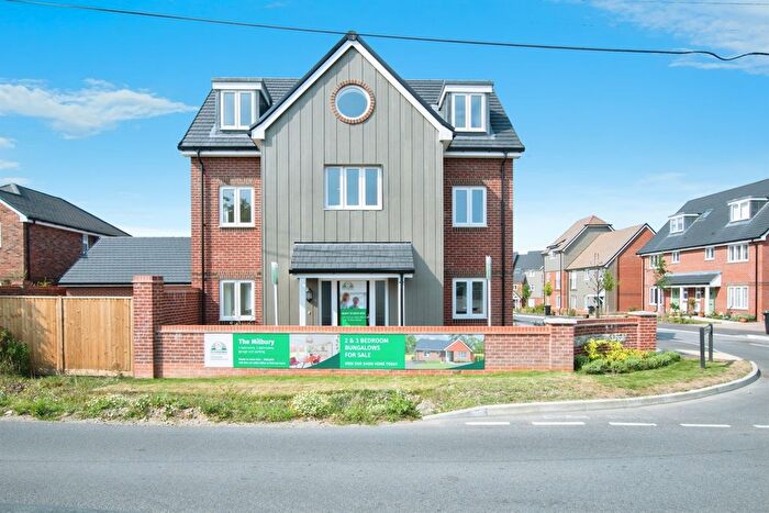 4 Bedroom Detached House For Sale In Edmondsham Road, Verwood, BH31