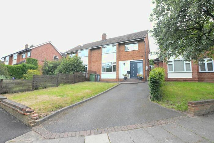 3 Bedroom Semi-Detached House To Rent In Butt Field View, St Albans, AL1