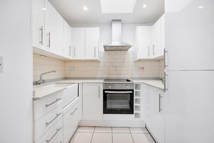 1 Bedroom Flat To Rent In Blackhorse Lane, London, E17