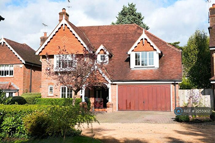 5 Bedroom Detached House To Rent In Mayfield, Leatherhead, KT22