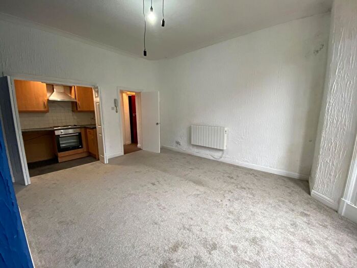 1 Bedroom Flat To Rent In Swinley Road, Wigan, WN1