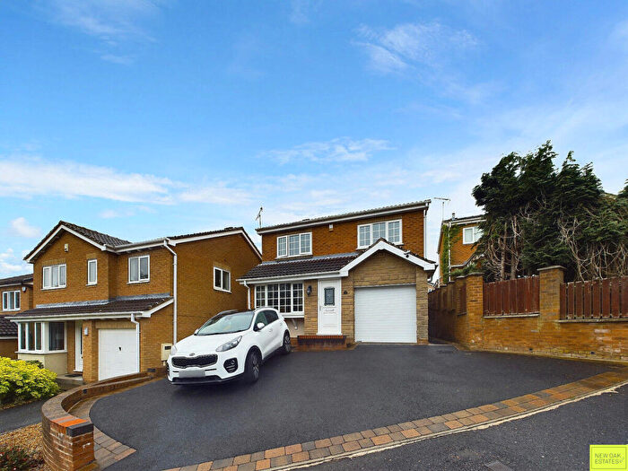 4 Bedroom Detached House For Sale In Staffa Drive, Tibshelf, DE55