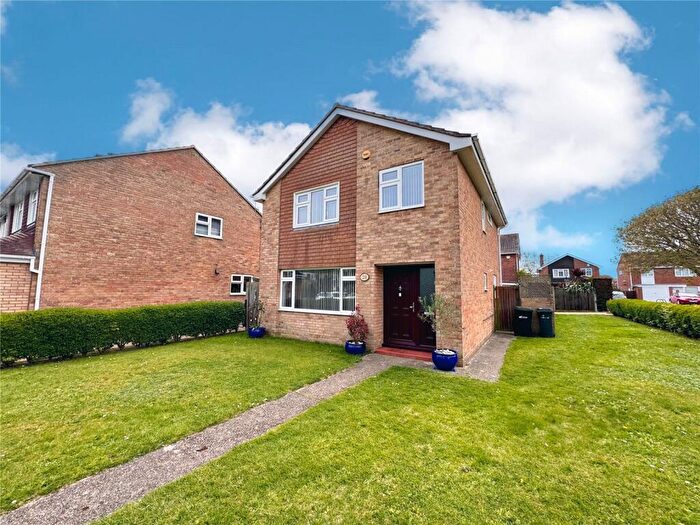 4 Bedroom Detached House For Sale In Long Water Drive, Gosport, Hampshire, PO12