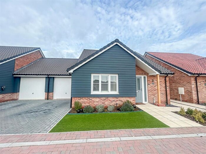 2 Bedroom Detached Bungalow For Sale In Park Gate Corner, Little Clacton, Essex, CO16