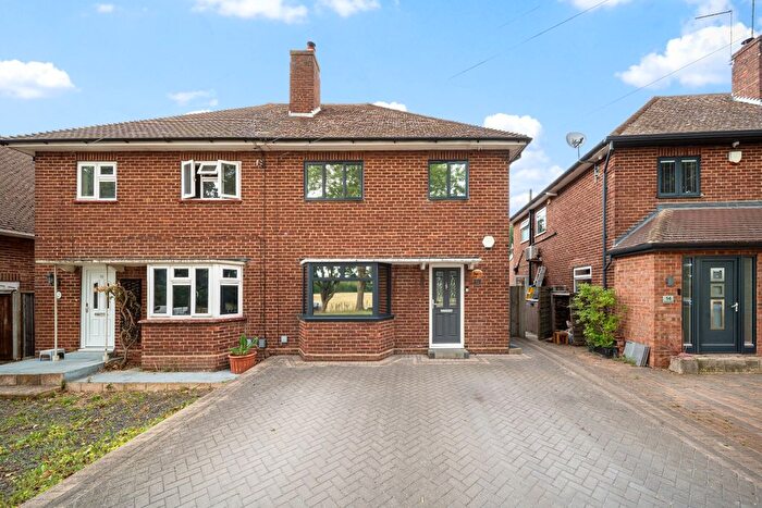 3 Bedroom Semi-Detached House For Sale In Bourne Mead, Bexley, Kent, DA5