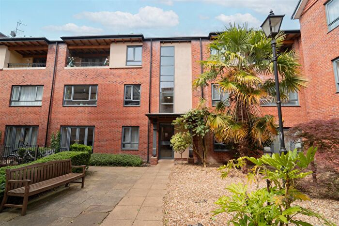 2 Bedroom Flat For Sale In Ellerslie Court, Upper Park Road, Victoria Park, M14