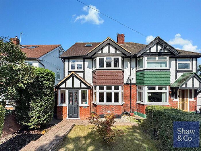4 Bedroom Semi-Detached House For Sale In Court Close, Twickenham, TW2