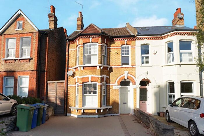 4 Bedroom Property To Rent In Dunstans Road, East Dulwich, London, SE22