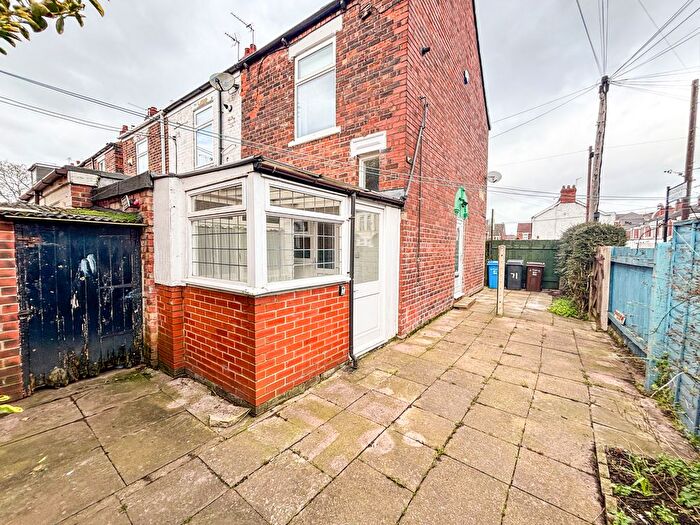 2 Bedroom Detached House To Rent In Raglan Street, Hull, HU5