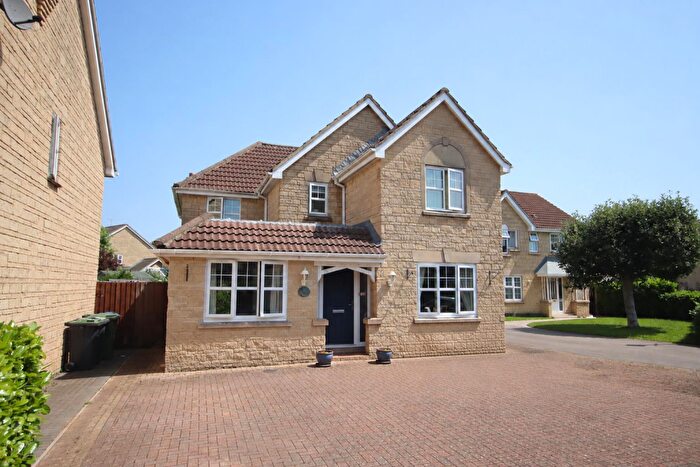 4 Bedroom Detached House For Sale In Redwing Avenue, Chippenham, SN14