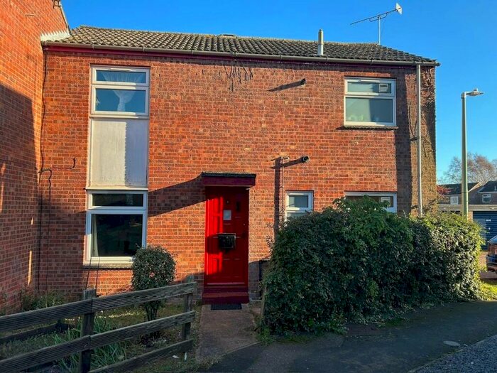 2 Bedroom Flat To Rent In Close To The Hospital, IP33