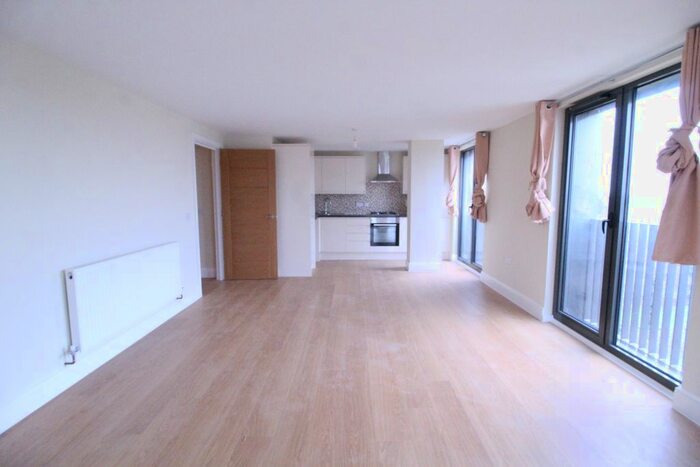 1 Bedroom Flat To Rent In Charter House, Ilford, IG1