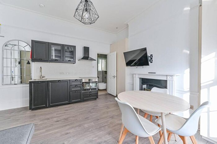 Studio To Rent In Gloucester Place, , Marylebone, London, NW1