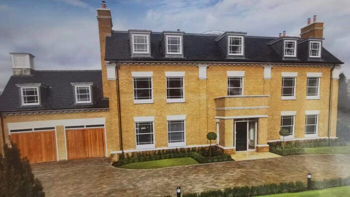 6 Bedroom Detached House To Rent In Broad Walk, Winchmore Hill, North London, N21