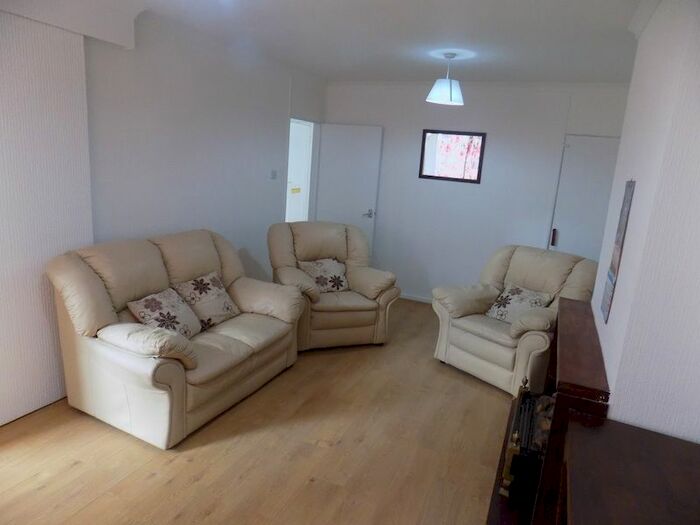 4 Bedroom Terraced House To Rent In Ruislip Road, Northolt UB5