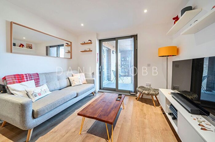 2 Bedroom Flat To Rent In Sancroft Street, Palm House, SE11