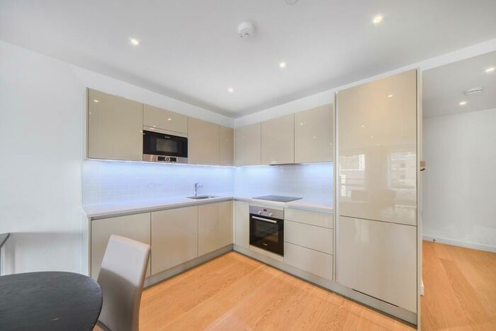 2 Bedroom Flat For Sale In Elephant Park, Sayer Street, Elephant And Castle, London, SE17