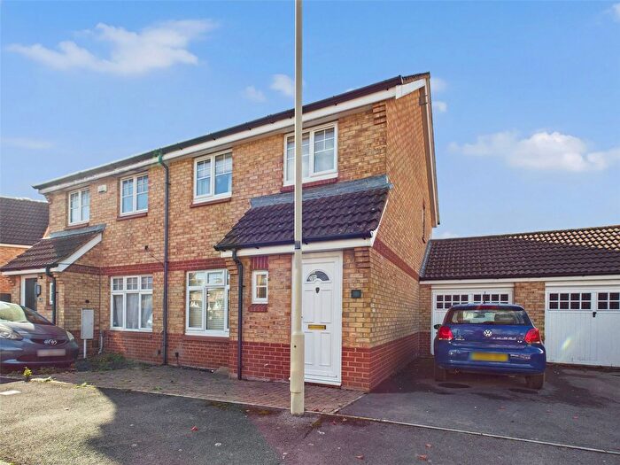 3 Bedroom Semi Detached House For Sale In Turnstone Drive, Quedgeley, Gloucester, Gloucestershire, GL2