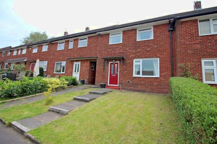 2 Bedroom Town House To Rent In Ribble Drive, Bury, BL9
