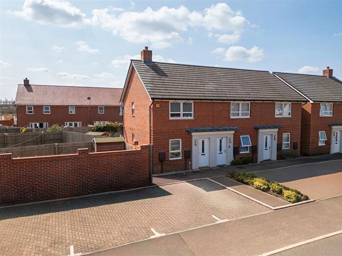 2 Bedroom End Of Terrace House For Sale In Grand Junction, Broughton, Aylesbury, HP22