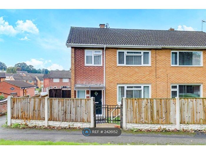 3 Bedroom Semi-Detached House To Rent In Heddington Gardens, Arnold, Nottingham, NG5