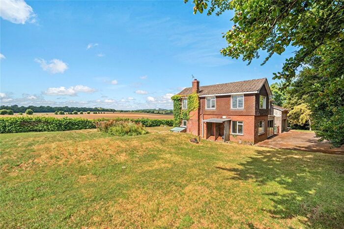 5 Bedroom Detached House To Rent In Thruxton, Andover, Hampshire, SP11