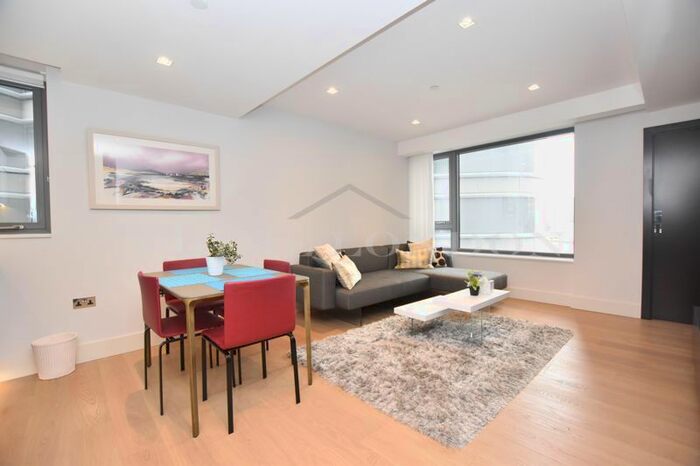 1 Bedroom Flat To Rent In The Corniche, Albert Embankment, London, SE1