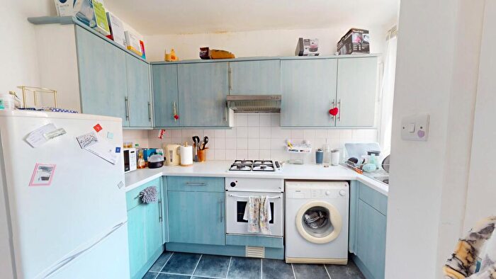 1 Bedroom Flat To Rent In Coombe Terrace, Brighton, BN2
