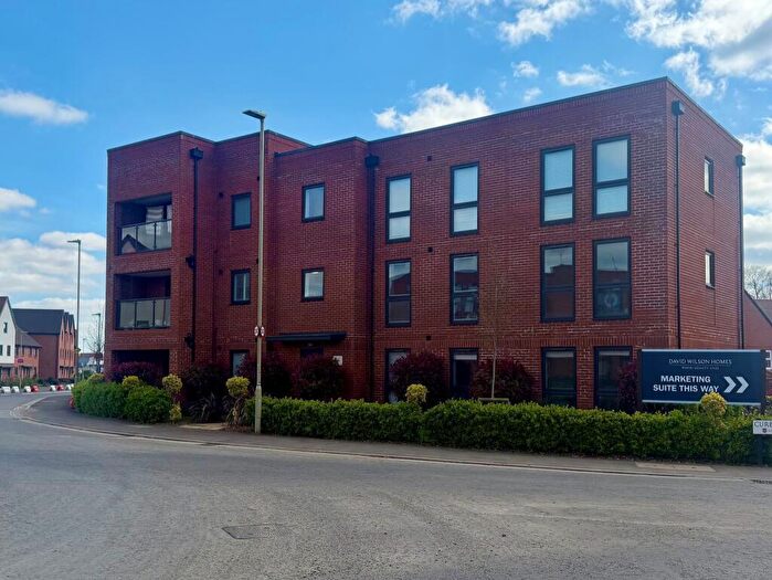 2 Bedroom Flat For Sale In Whitewater House, Oakhanger Close, Curbridge, Southampton, SO30
