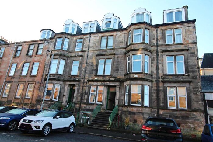 2 Bedroom Flat For Sale In Brisbane Street, Greenock, PA16