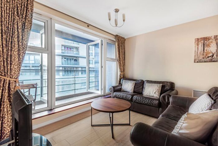 2 Bedroom Apartment To Rent In Woking, Surrey, GU22