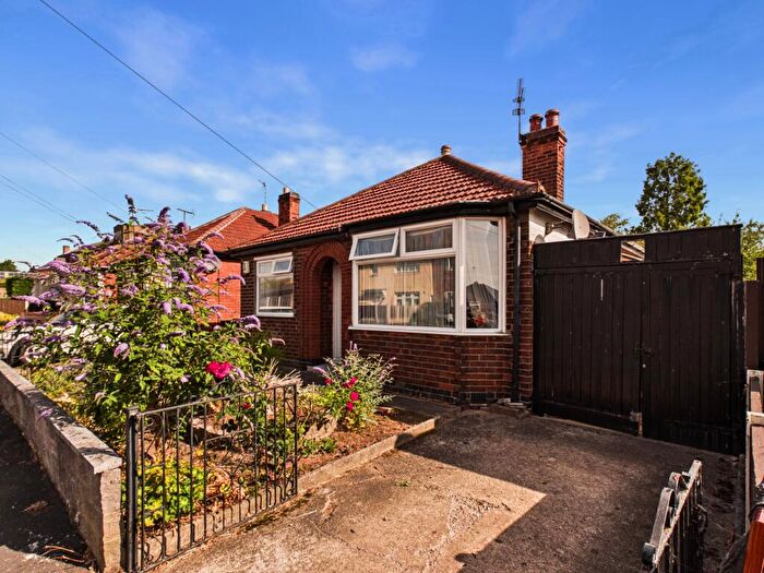 2 Bedroom Bungalow For Sale In Suffolk Avenue, Derby, DE21
