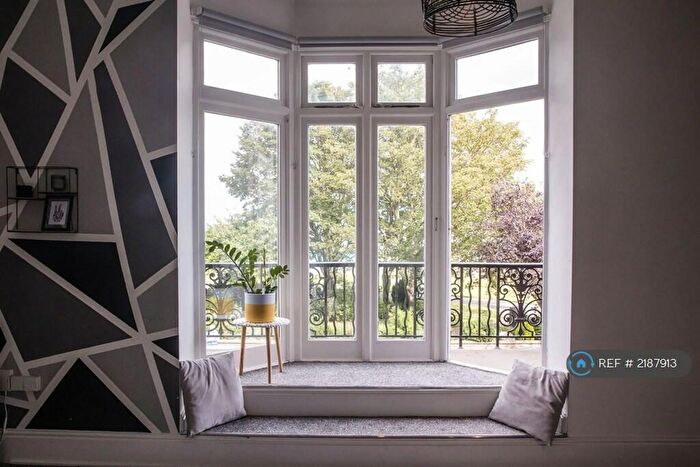 1 Bedroom Flat To Rent In Furnished, Cleethorpes, DN35