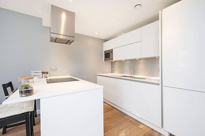 1 Bedroom Flat For Sale In Avantgarde Place, Shoreditch, London, E1