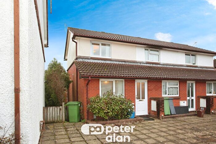 1 Bedroom End Of Terrace House For Sale In Heath Mead, Heath, Cardiff, CF14