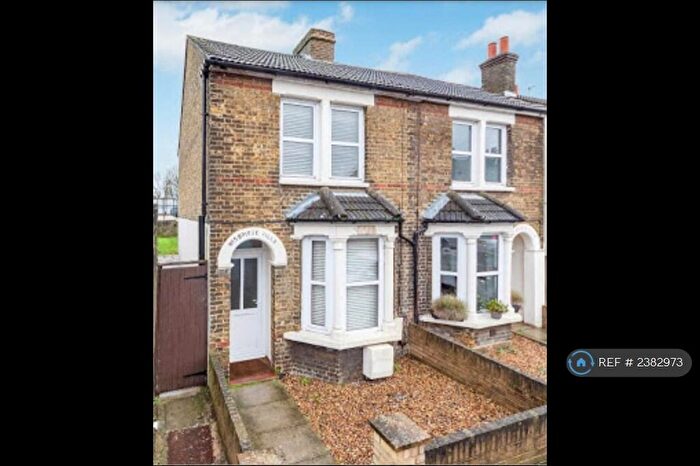 2 Bedroom Semi-Detached House To Rent In Bridge Road, Orpington, BR5