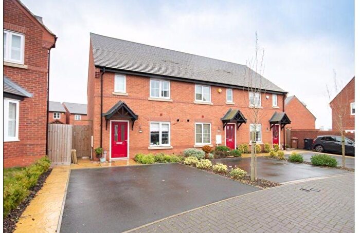 3 Bedroom Property To Rent In Warwick Close, Derby, DE23