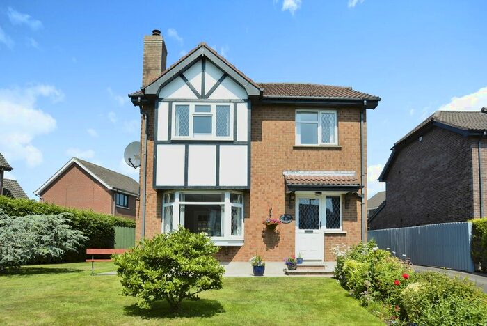 4 Bedroom Detached House For Sale In Mayfields, Lisburn, County Down, BT28