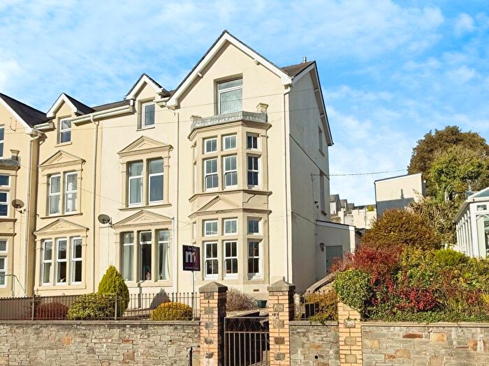 5 Bedroom Semi-detached House For Sale In Cwmavon Road, Blaenavon, Pontypool, NP4