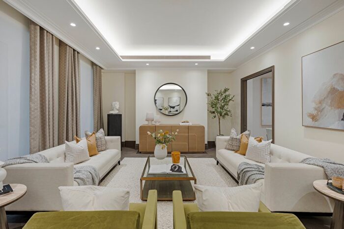 3 Bedroom Flat For Sale In Queen Anne's Gate, St James's Park, London, St James's Park, SW1H