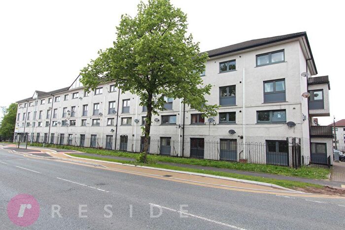 3 Bedroom Apartment For Sale In Conisborough, Rochdale, OL11
