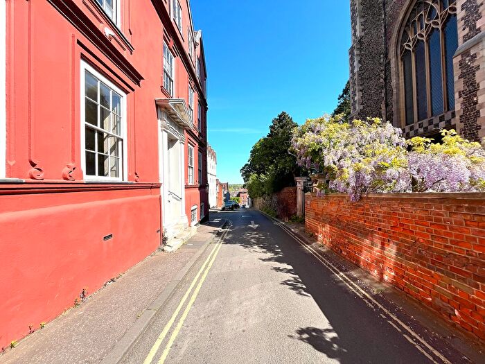 2 Bedroom Maisonette To Rent In Watlings Court, Norwich, NR2