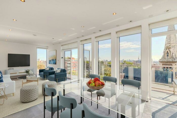 2 Bedroom Apartment To Rent In Provost Court, Eton Road, Belsize Park, NW3