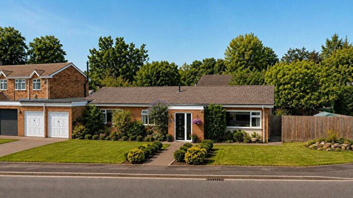 4 Bedroom Detached Bungalow For Sale In The Paddocks, Bugbrooke, Northampton, NN7